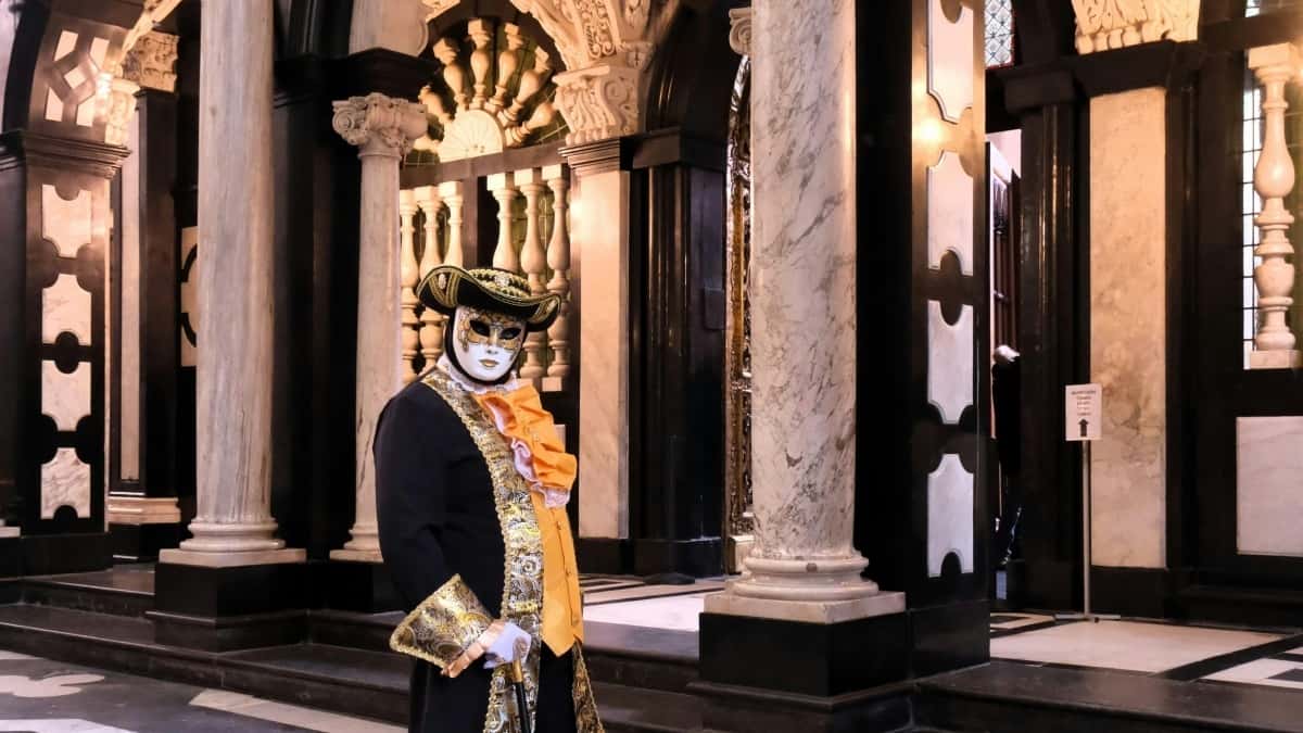Kreatori YouTube: kako doći do bahreinskih brendova