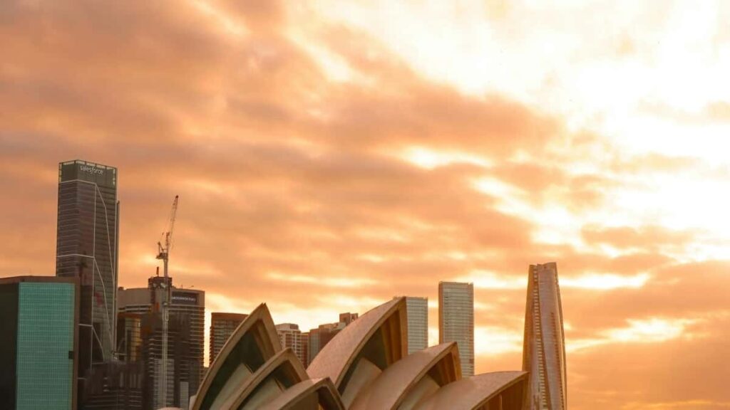 Praktican vodic za oglasivace iz Hrvatske koji zele dosegnuti nisne publike u Francuskoj kroz ShareChat taktike, alati i realni koraci.