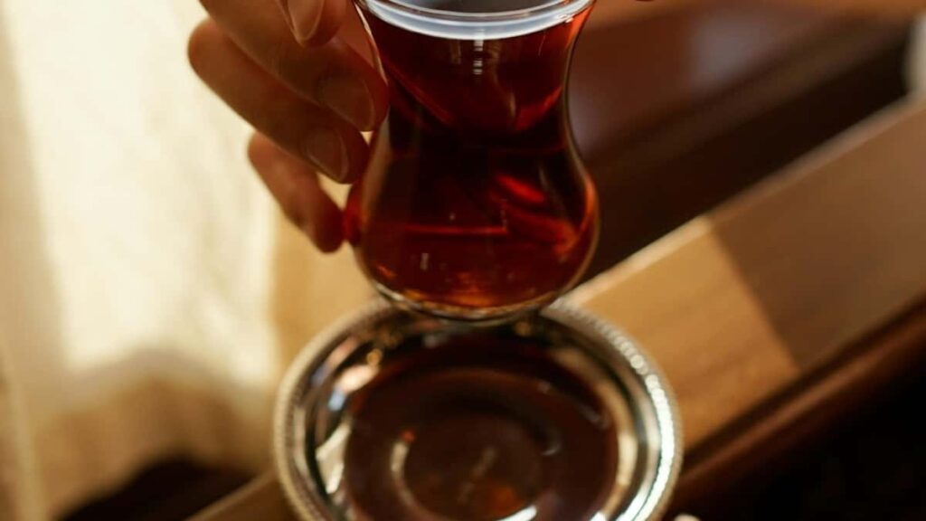 Praktican vodic za hrvatske kreatore: kako pristupiti talijanskim beauty brendovima preko OnlyFansa, sto brendovi gledaju i koje taktike stvarno rade 2025.