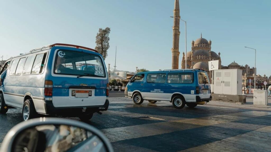 Praktican vodic za hrvatske kreatore: kako dosegnuti talijanske brendove na Rumbleu i dogovoriti dugoformne proizvodne recenzije, s taktikama, primjerima i resursima.
