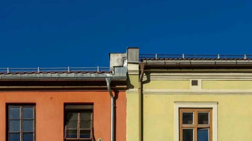 Praktican vodic za hrvatske kreatore: kako pronaci, kontaktirati i dogovoriti dijeljenje ogranicenih promo kodova s kanadskim brendovima na Chingari.