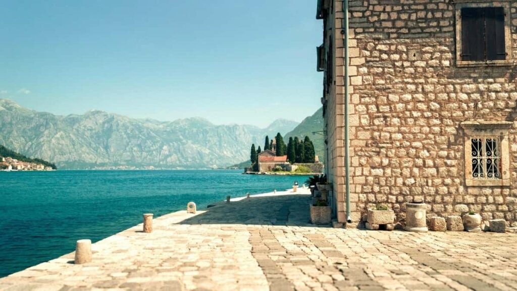 Praktican vodic za hrvatske kreatore: kako doci do pakistanskih brendova koji su prisutni na Disney+ radi recenzija novih game feature-a i suradnji.