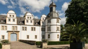 Praktican vodic za hrvatske kreatore: kako targetirati maarske brendove na Chingari, osvojiti kampanje i podici suradnje.