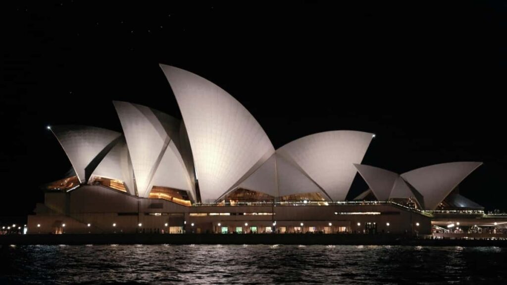 Praktican vodic za hrvatske kreatore: kako dosegnuti i suraivati sa saudijskim beauty brendovima na Pinterestu, koristeci lokalne trendove, AI i clean-beauty prilike.